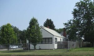201 Chamberlain Ave