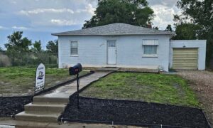 617 East 3rd Street, Gordon, NE