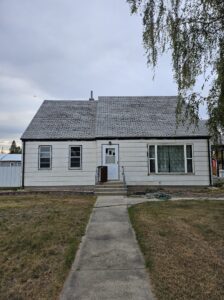 🏠 Just Listed! 504 E 2nd St, Rushville – Big Lot, Bonus Attic, Zoned Commercial! $155,000